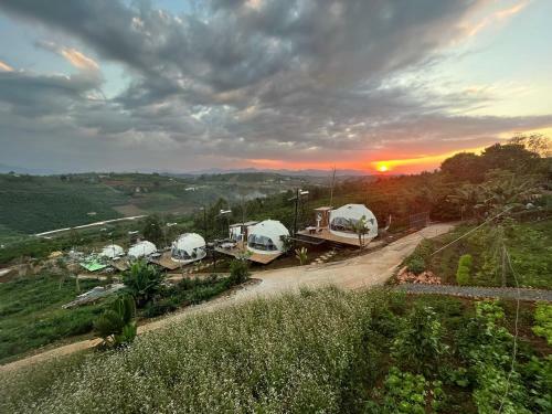 Hostal ?amb'ri Top View Farmstay & Glamping