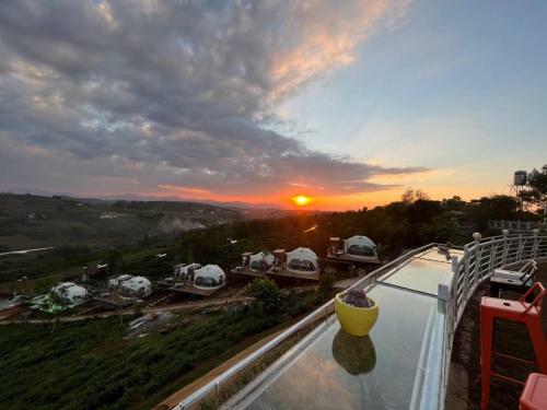 Hostal ?amb'ri Top View Farmstay & Glamping