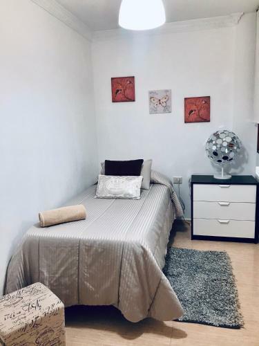 Hostal C�ntrica Y Acogedora Habitaci�n