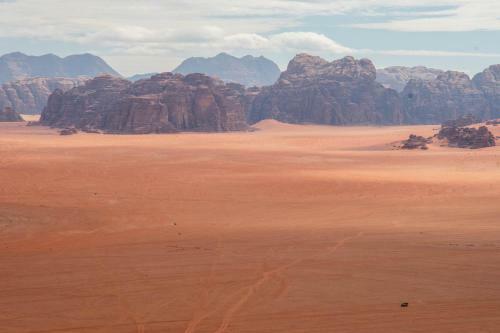 Desert Mars Camp & Tours