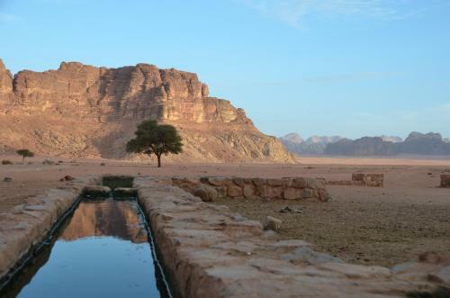Wadi Rum Camp& Jeep Tour