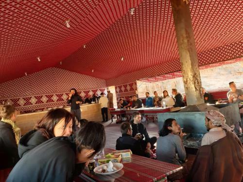 Hotel Wadirum Mobile Camp