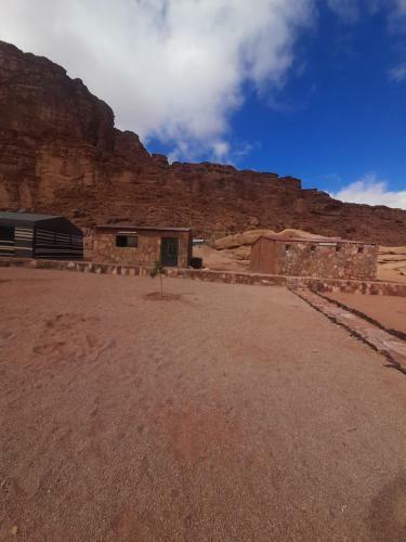 Al-qatar Mountain Camp