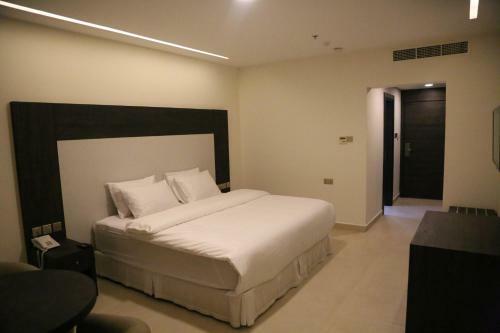 Manazil Hotel