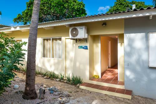 Hotel Bonaire Luxury Suites By Vrhost