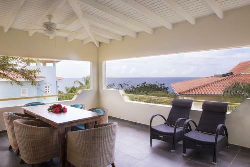 Hotel Bonaire Luxury Suites By Vrhost