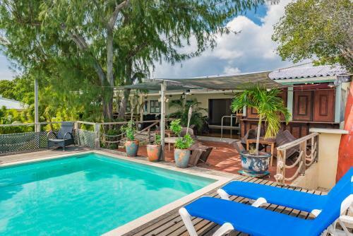 Hotel Bonaire Luxury Suites By Vrhost