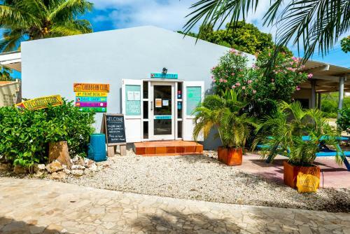 Hotel Bonaire Luxury Suites By Vrhost