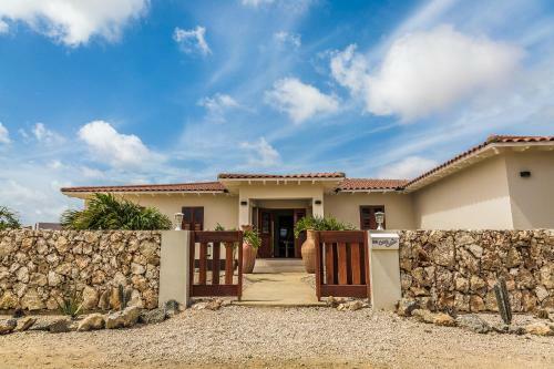 Casa Calida In Sabalpalm Villas