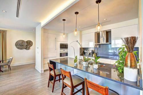 Apartamento Luxury Ocean View, Walk To Atlantis & Beach 2br