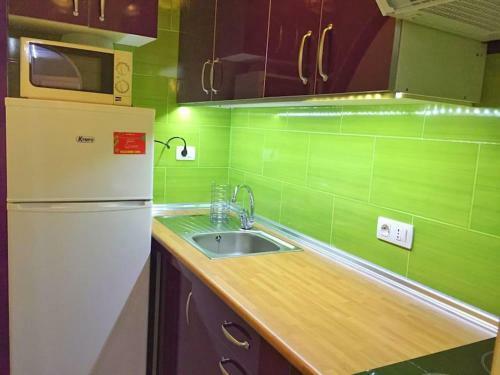 Apartamento Estudio Playa Canteras 2-4p Wifi 100mb