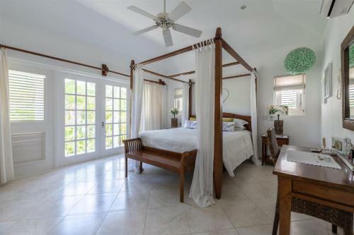 Shimmers, Stunning, Stylish West Coast Villa