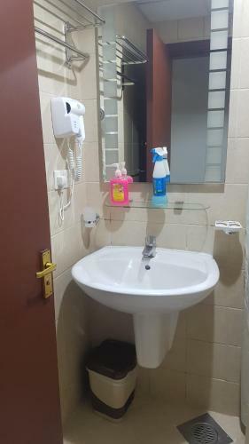 Hotel Karam Taibah Almasi