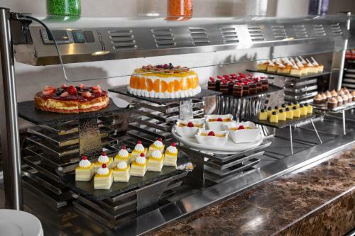 Taiba Front Hotel