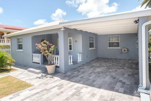 Impressive Private Pool Mandevilla Home 3 Min To Welches Beach