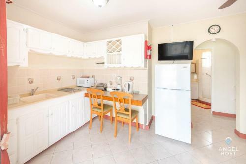 Apartamento Cozy Stay In Oistins By Angel Host