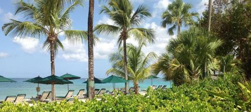 Ocean Blue Luxury Apartment - Beachfront - Glitter Bay 203