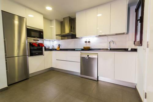 Canteras Luxury Beach Apartments