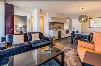 Hotel Chateau Elan At The Vintage Hunter Valley