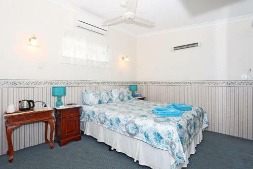 Hostal Jacaranda Guest House