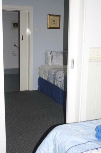 Hostal Jacaranda Guest House