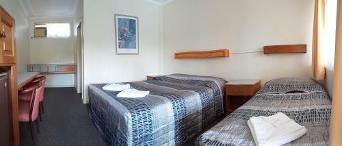 Bucketts Way Motel And Restaurant