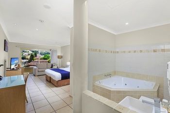 Aparthotel Terrigal Sails Serviced Apartments