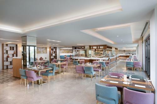 Hotel Dusitd2 Naseem Resort, Jabal Akhdar, Oman