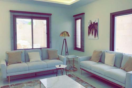Luxury Fully Furnished Villa ???? ?????
