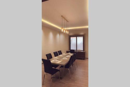 Luxury Fully Furnished Villa ???? ?????