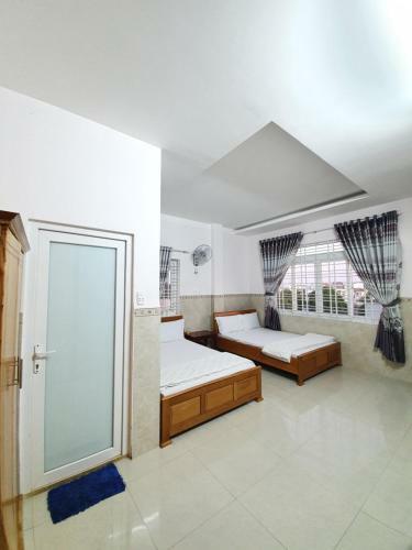 Hotel Kh�ch S?n Thi�n Phong