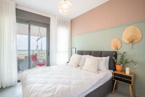 Fantastic Achziv Beach Apartment With Great Views