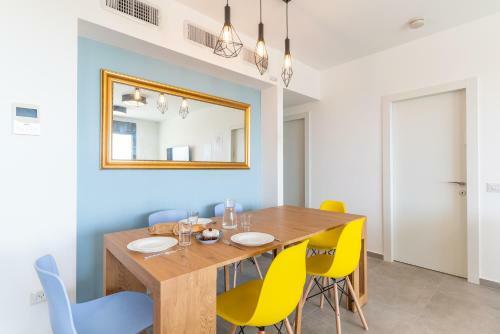 Stunning 4-bedroom Apartment Next To Achziv Beach
