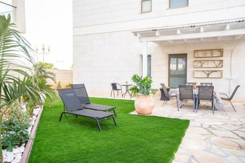 Argamon - Achziv Beach Garden Apartment