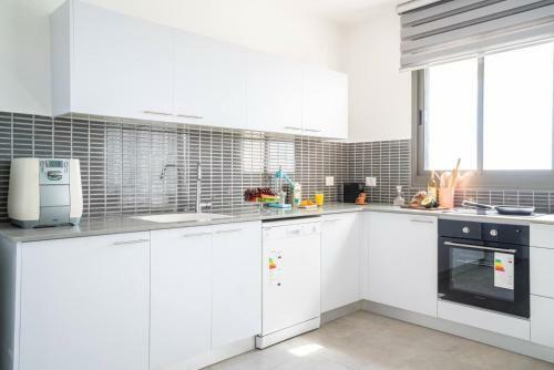 Terrific 4-bedroom Apartment Next To Achziv Beach