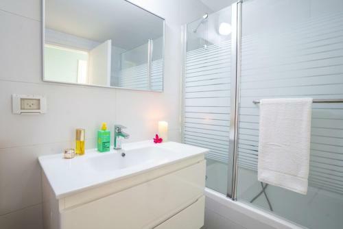 Terrific 4-bedroom Apartment Next To Achziv Beach