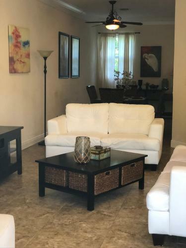 Rosensteel Townhouse