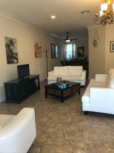 Rosensteel Townhouse