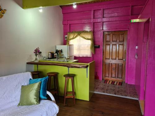Apartamento Almost Paradise Cottage Retreats