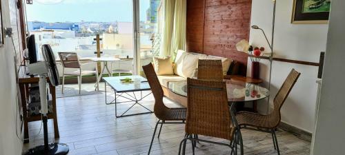 Apartamento �tico Canteras Juan Rej�n