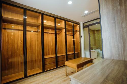 Hotel Luxhome Suite - Vincom Xu�n Kh�nh