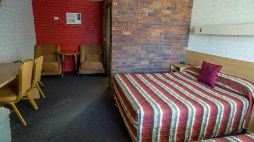 Arabella Motor Inn (formerly South Tweed Motor Inn)