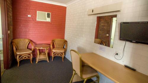 Arabella Motor Inn (formerly South Tweed Motor Inn)