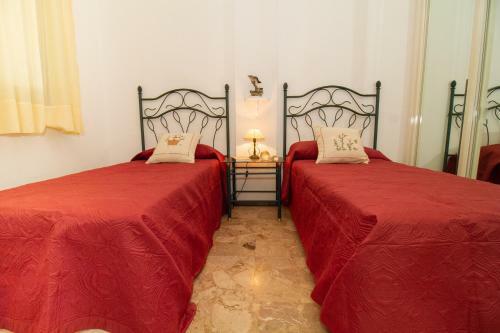Two-bedroom Apartment In Las Canteras Beach With Wifi