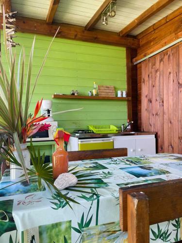 Bed & Breakfast Les Lodges Des Hauts De Deshaies