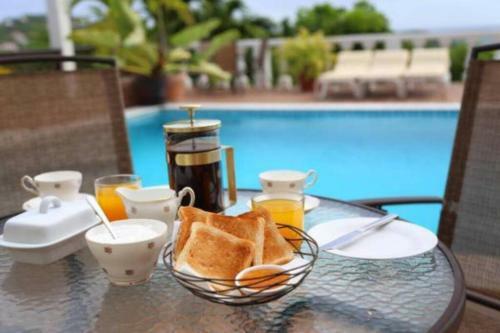 Ocean View Luxury Villa Mansion. Sleeps 22