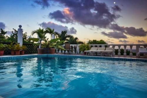 Ocean View Luxury Villa Mansion. Sleeps 22