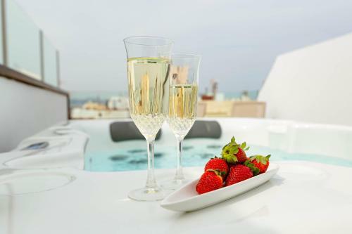 Apartamento Luxury Penthouse With Jacuzzi La Strada