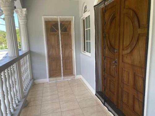 5-bed Villa And Pool In Runaway Bay Jamaica