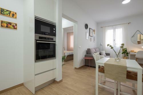 Apartamento Workfriendly 2br Apt 5 Min Walk To Beach - Wifi
